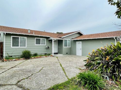 13437 Doolittle Dr, San Leandro, CA 94577-4140