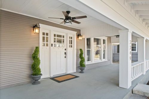 2249 6th Ave, Fort Worth TX  76110-1807 exterior