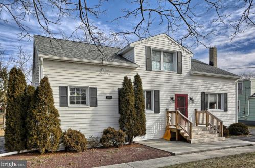 215 Cavalry Rd, Carlisle PA  17013-1606 exterior