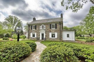 900 Grandview Blvd, Lancaster, PA 17601-5106