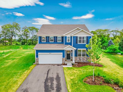 2421 Fairview Cir, Bull Valley, IL 60098-7027