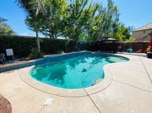 2322 Olson Dr, Lodi, CA 95242-4798