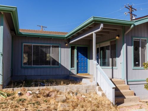2917 Raccoon Dr, Lake Isabella, CA 93240-9566