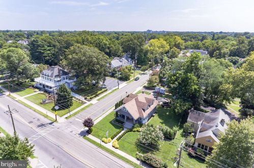 300 Collings Ave, Camden NJ 08107-1738 exterior