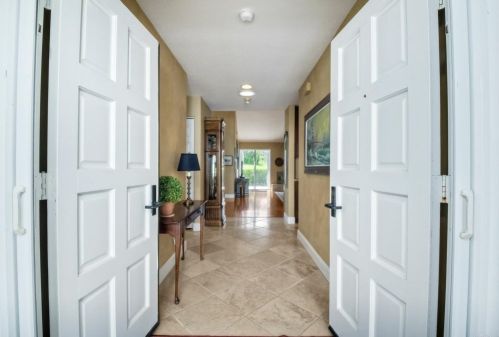 4886 Galicia Way, Oceanside, CA 92056-5125