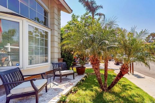 11821 Trapani Dr, Rancho Cucamonga, CA 91701-8655