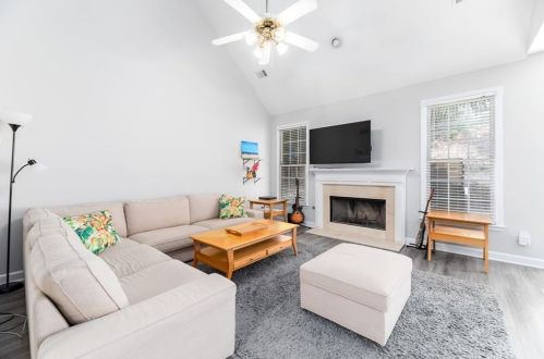 3046 Canter Way, Duluth GA  30097-3494 exterior