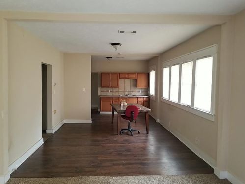 2520 Carter Ave, Fort Worth TX  76103-2217 exterior