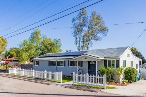 102 Park Blvd, El Cajon, CA 92021-4046