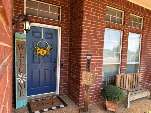 15097 Wagon Wheel Cir, Chandler, TX 75758-7046