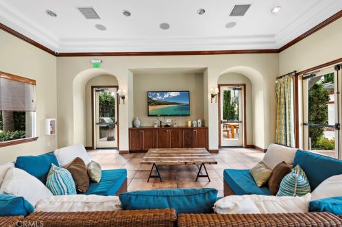 507 Water St, Anaheim CA  92805-4540 exterior