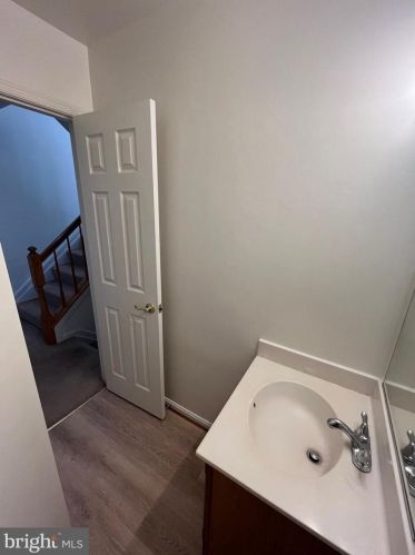 7 Dawn Vw Ct, Silver Spring MD 20904-1252 exterior