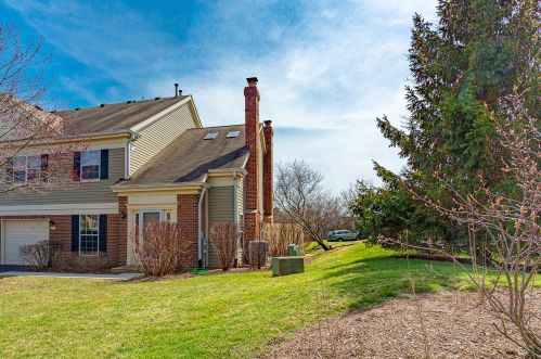 213 Still Water Ct, Palatine, IL 60067-7377
