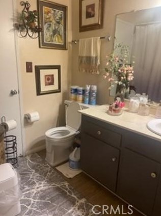 301 Tustin Ave, Anaheim CA  92807-2633 exterior