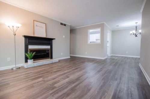 101 Country Park Dr, Smyrna GA  30080-8215 exterior