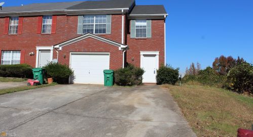 5666 Wind Gate Ln, Lithonia, GA 30058-2604