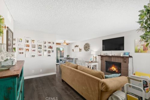 1171 Valley Spring Ln, Colton, CA 92324-4724