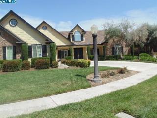 228 Sidney Ct, Visalia, CA 93291-9624