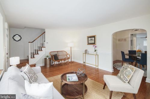 762 Mount Vernon Ave, Tavistock NJ  08033-2817 exterior