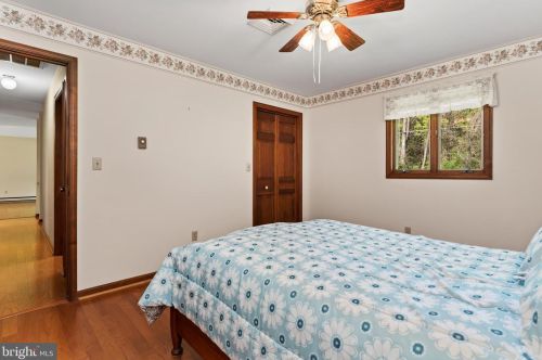 104 Stonehouse Rd, Carlisle PA  17015-7413 exterior