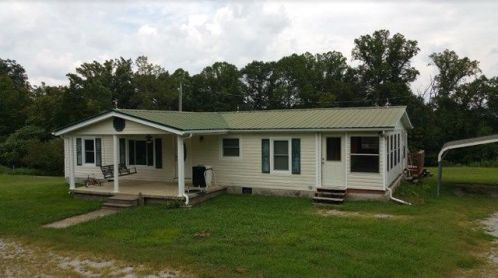 11190 H O Allison Rd, Baxter, TN 38544-6922