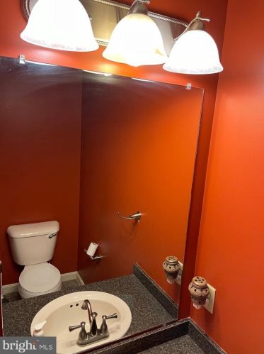 17 Spg Vw St, Carlisle PA 17013-4460 exterior