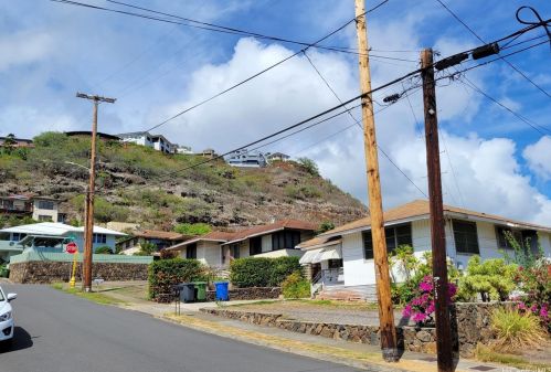 171 Kaai St, Honolulu, HI 96821-1545