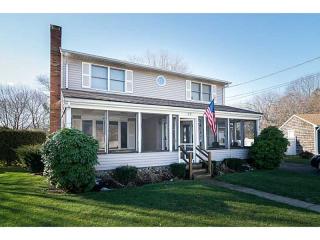 50 Scott Dr, East Providence, RI 02915-2618