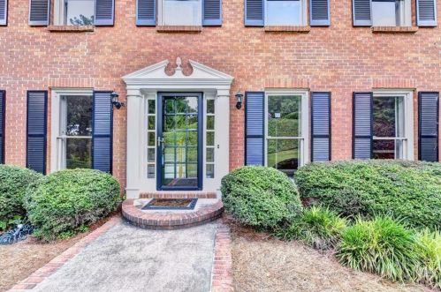 4254 Glengary Ct, Atlanta, GA 30342-3520