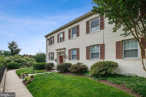 2200 Colston Dr, Silver Spring, MD 20910-2502