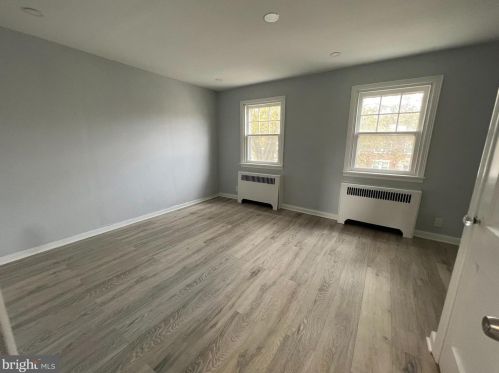 6445 Marsden St, Philadelphia PA 19135-2706 exterior