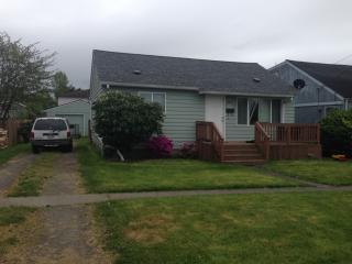 1046 9th Ave, Longview WA  98632-2608 exterior