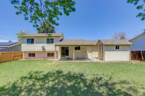 18034 Atlantic Dr, Aurora CO  80013-1321 exterior