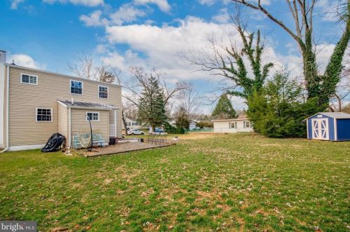 180 Clearview Ave, Trenton NJ  08619-1219 exterior