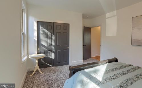 429 Pine St, Lancaster PA  17603-3355 exterior