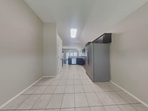 5504 Parkview Hills Ln, Fort Worth TX  76179-6710 exterior