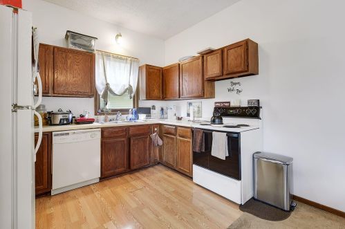 596 Grand Ave, Saint Paul MN  55102-2610 exterior