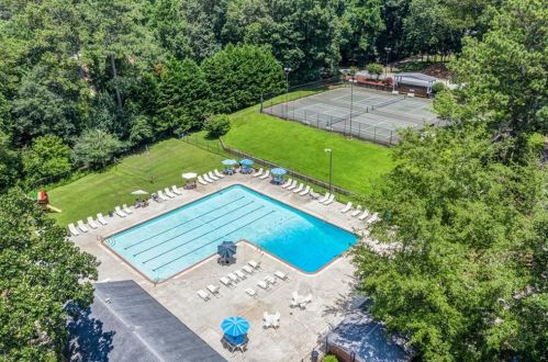 5055 Shore Dr, Conyers GA  30094-4711 exterior