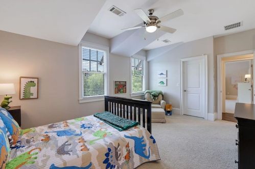 3573 Brookleigh Ln, Atlanta GA  30319-2219 exterior