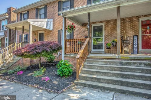 834 Ocean Ave, Lancaster PA  17603-5068 exterior