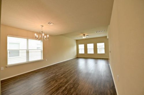 7420 Cedar Edge Dr, Austin TX  78744-1705 exterior