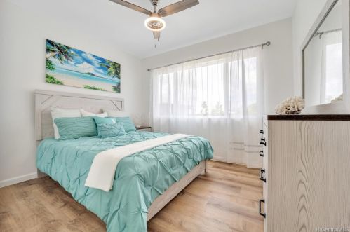 669 22nd Ave, Honolulu HI  96816-7012 exterior