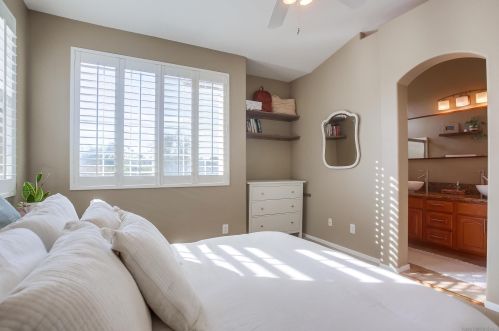 382 Carmel Creeper Pl, Encinitas CA  92024-7704 exterior