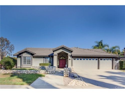 7008 Wood Rd, Riverside, CA 92506-6140