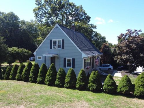 62 Pine Hill Ave, Providence, RI 02919-1451