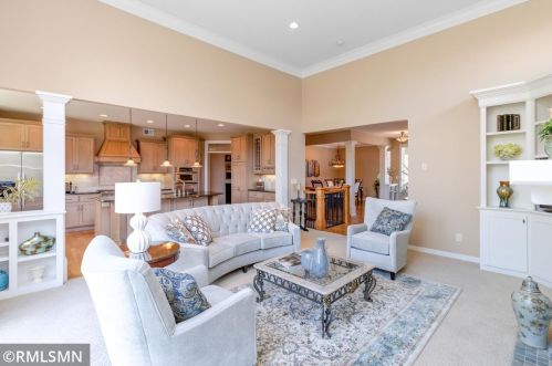 5 Hawthorne Ct, Saint Paul MN  55127-6476 exterior