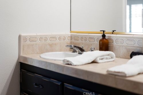 40107 Calle Breve, Temecula CA  92592-8692 exterior