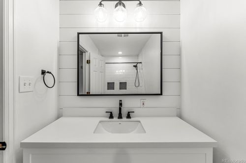 4930 Clarkson St, Englewood CO  80113-7008 exterior