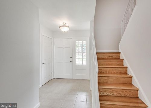 2115 Seminary Rd, Silver Spring MD 20910-1354 exterior