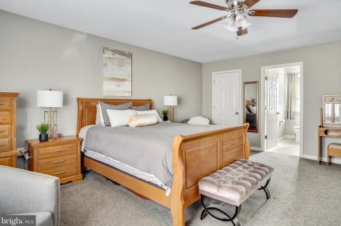 340 Revenoor Rd, Harpers Ferry WV exterior